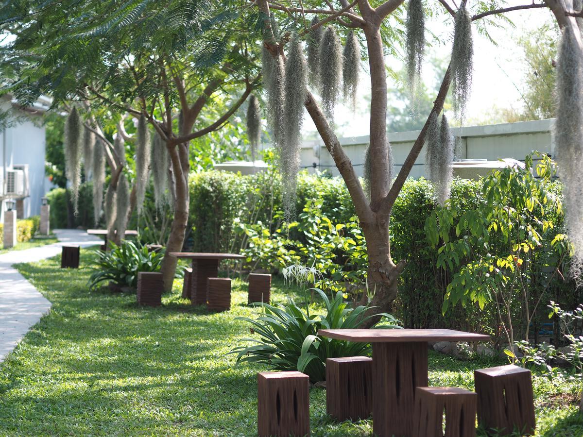 Rai Fahpratan Home And Garden Ban Pak Ngam  Luaran gambar