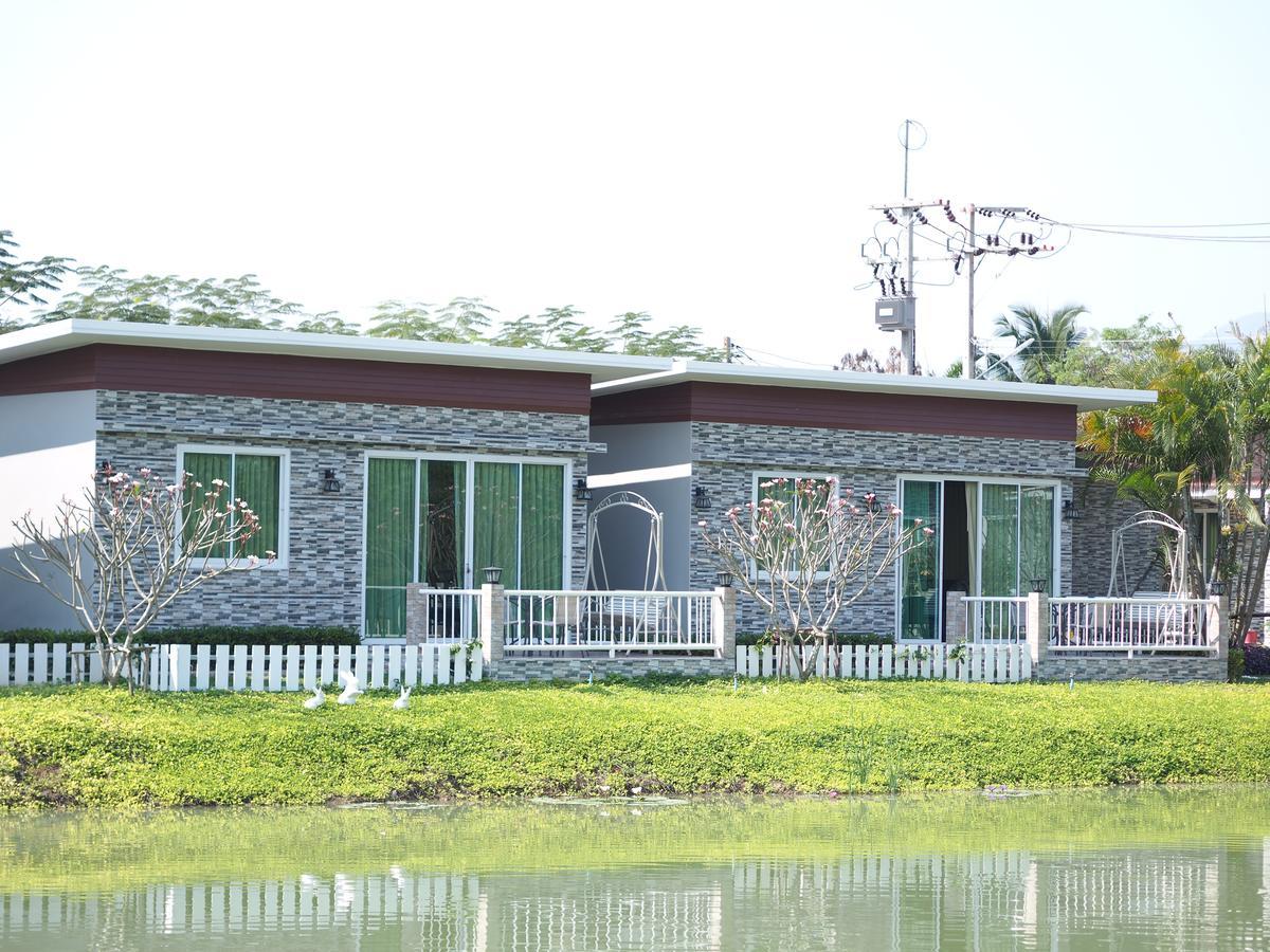 Rai Fahpratan Home And Garden Ban Pak Ngam  Luaran gambar