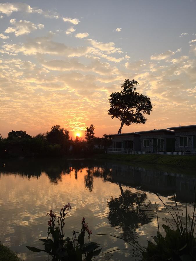 Rai Fahpratan Home And Garden Ban Pak Ngam  Luaran gambar