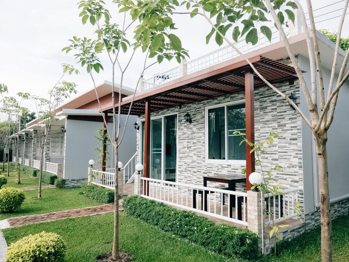 Rai Fahpratan Home And Garden Ban Pak Ngam  Luaran gambar