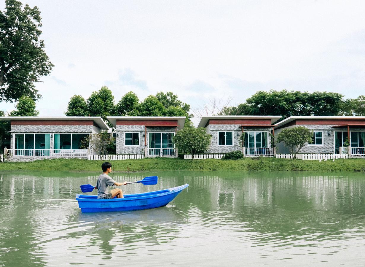 Rai Fahpratan Home And Garden Ban Pak Ngam  Luaran gambar