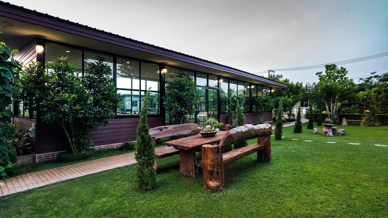 Rai Fahpratan Home And Garden Ban Pak Ngam  Luaran gambar